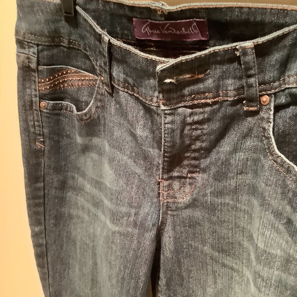 NWOT GV embellished jeans